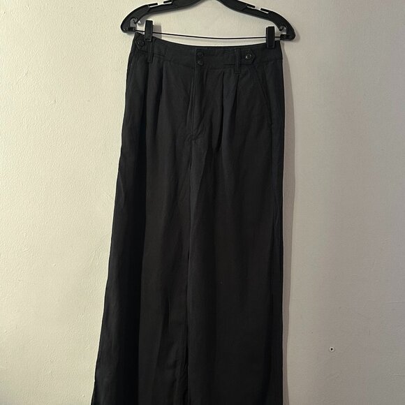 Madewell Wide-Leg Pleated Trousers – Black (Size 2T, Fair Trade Certified) - Picture 4 of 9